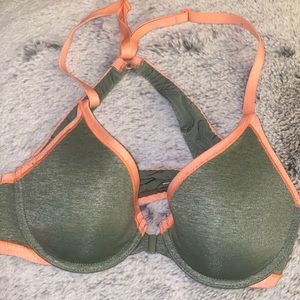 An adorable bra that looks crazy on camera!